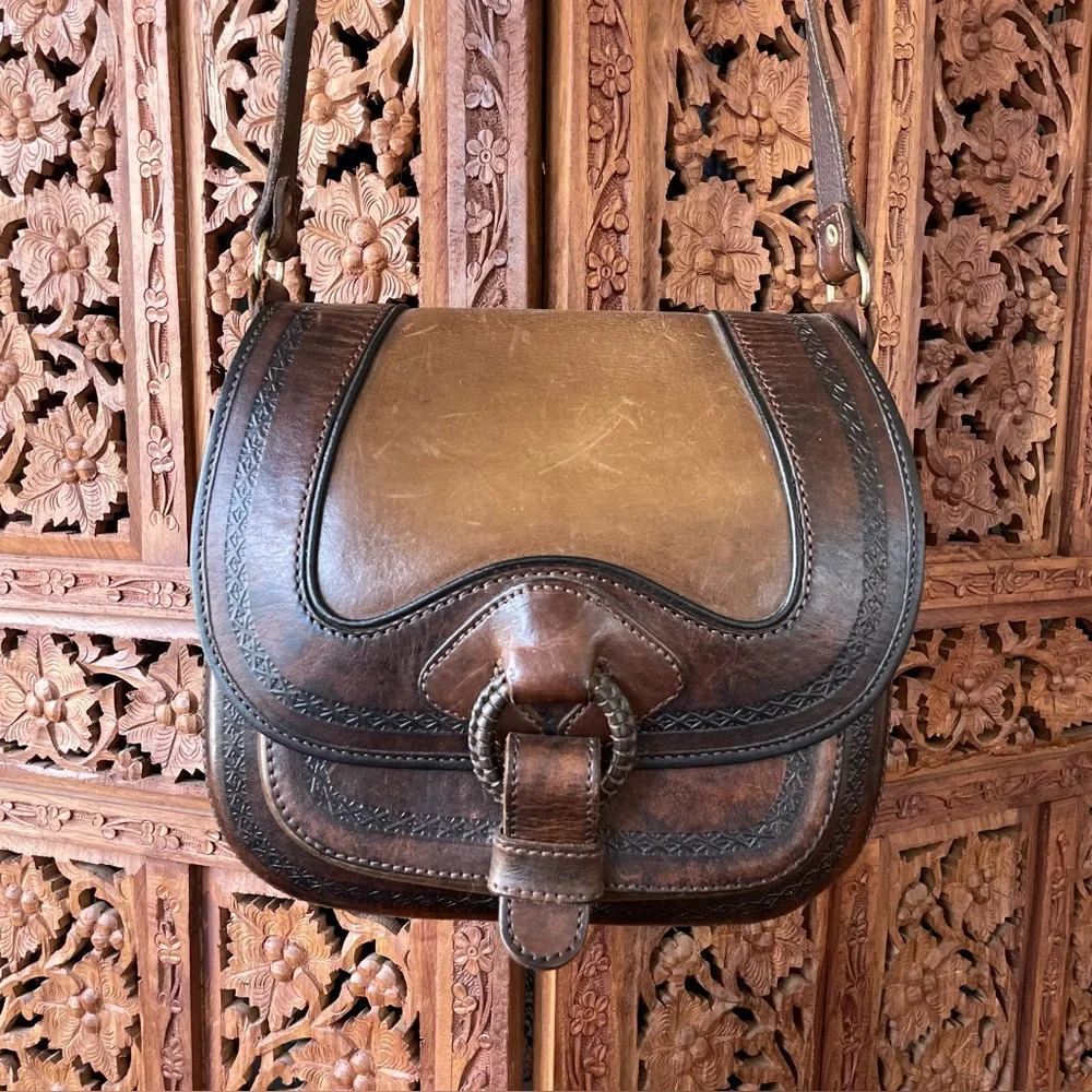Vintage Leather Western Tooled Crossbody Saddle Bag - Picture 2 of 9